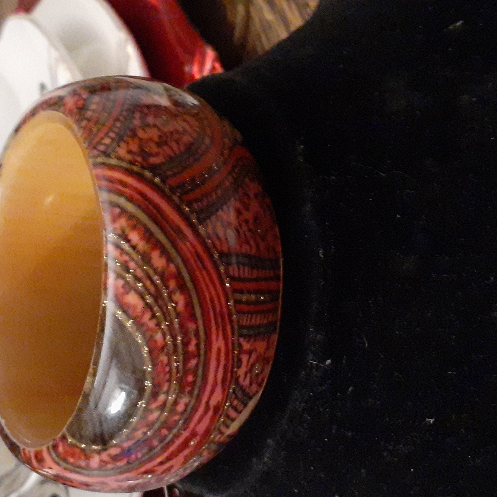 Nwot Beautiful Lucite Bangle Multi Color - image 1